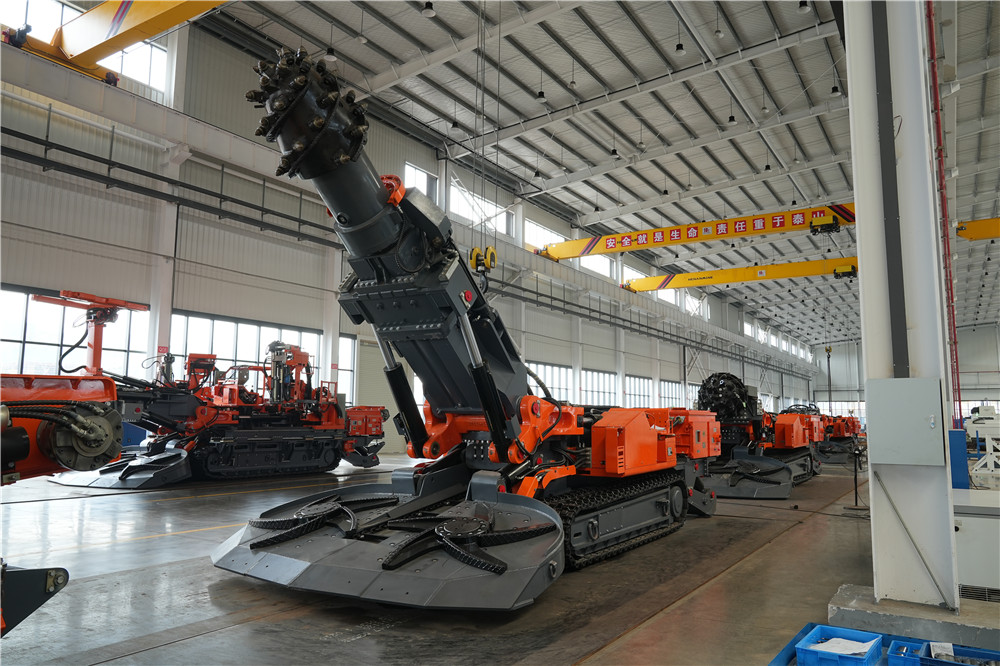 掘進(jìn)機(jī)生產(chǎn)車(chē)間